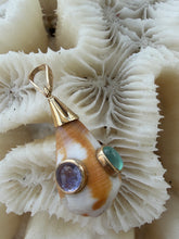 14-karat Conus Lorelei Charm with Lavender Onyx