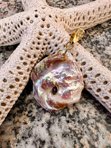 14-karat Gold Lorelei Keishi Pearl Charm with Sapphire