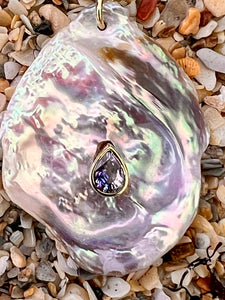 14-karat Gold Lorelei Keishi Pearl Charm with Sapphire