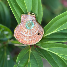 St. James Lion's Paw Pendant with Tourmaline