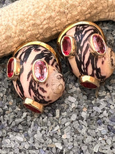 14-karat Gold Nerite Earrings with Pink Sapphires