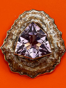 African Limpet Brooch set with Bishops-cut Amethyst