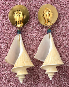Japanese Wonder Shell Earrings with Sapphires