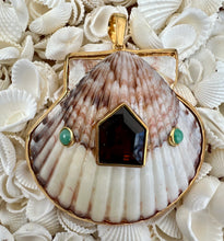 St. James Scallop Pendant with Topaz & Chrysoprase