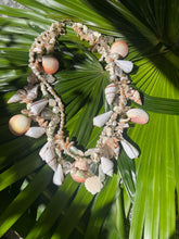 CSS Shell Lei with Pearls & White Turquoise