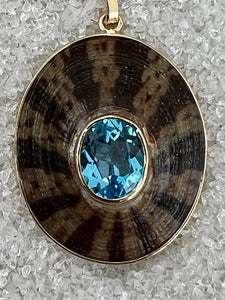 14-Karat Lorelei Limpet Charm with Swiss Blue Topaz