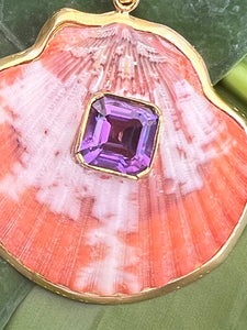 St. James Scallop Pendant with Emerald-cut Amethyst