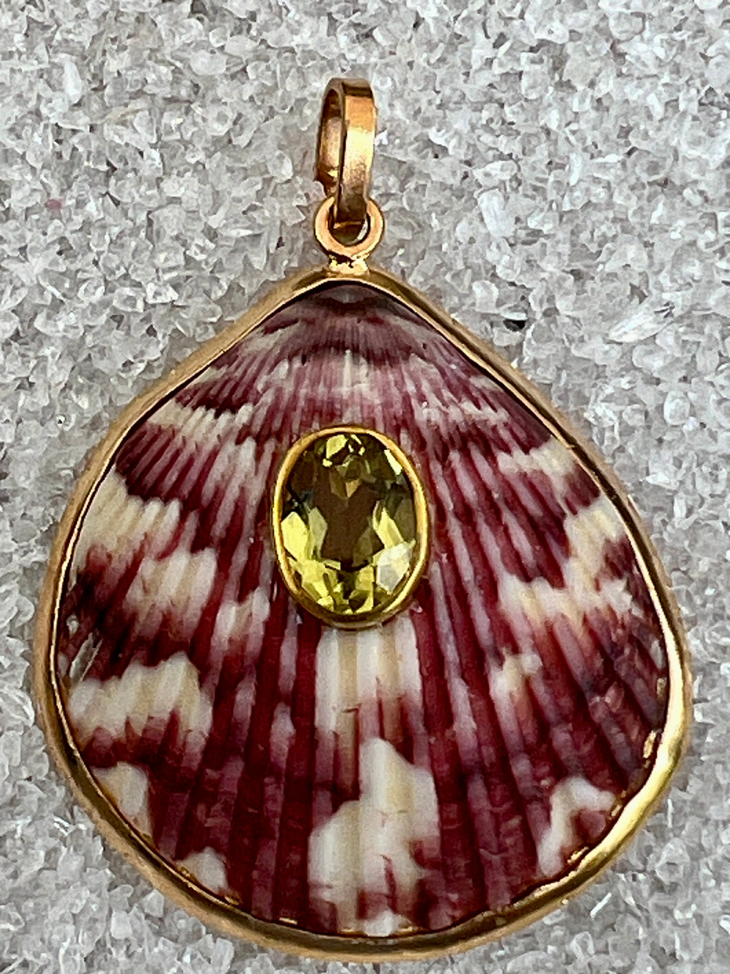 St. James Scallop Pendant with Peridot