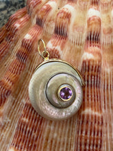 14-karat Lorelei Snail Charm with Lavender Amethyst