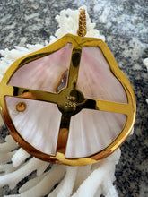 St. James Scallop Pendant with Fluorite
