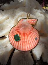 St. James Scallop Pendant with Green Garnet