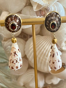 14-Karat Conus Shell Earrings with Garnets