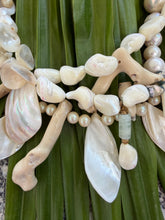 Long Shell and Pearl Lei Necklace