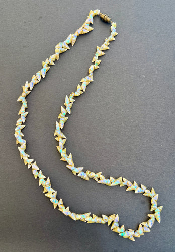 Rare Maireener Shell Short Necklace