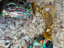 Pau Pau Shell Necklace with Abalone Drops