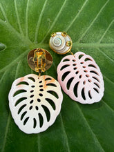 Queen Conch Philodendron Leaf Earrings with Peridot